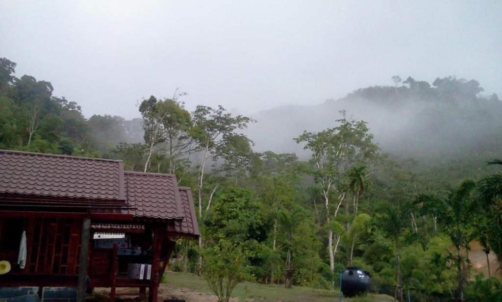 Mountain View Resort Thalang Exterior photo